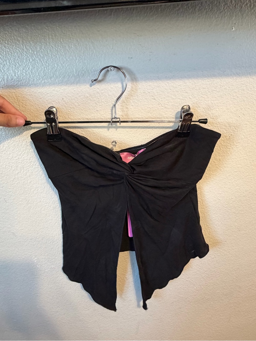 Edikted Black Twist-Front Scalloped Crop Top